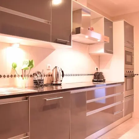 Prestige Five Sea View Marina By Tatihomes וילה אלבופיירה