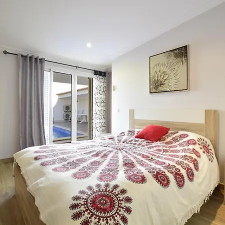 Prestige Five Sea View Marina By Tatihomes